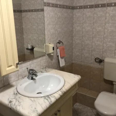 Bed & Breakfast Karavan Panzio Gyula