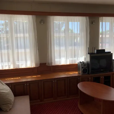 Bed & Breakfast Karavan Panzio *