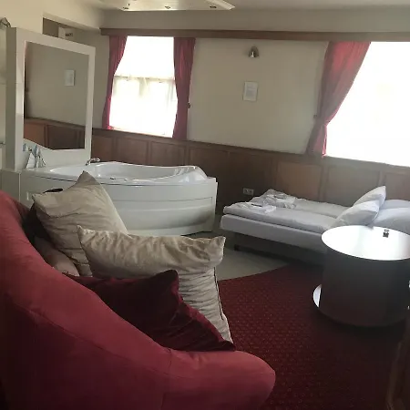 Bed & Breakfast Karavan Panzio *